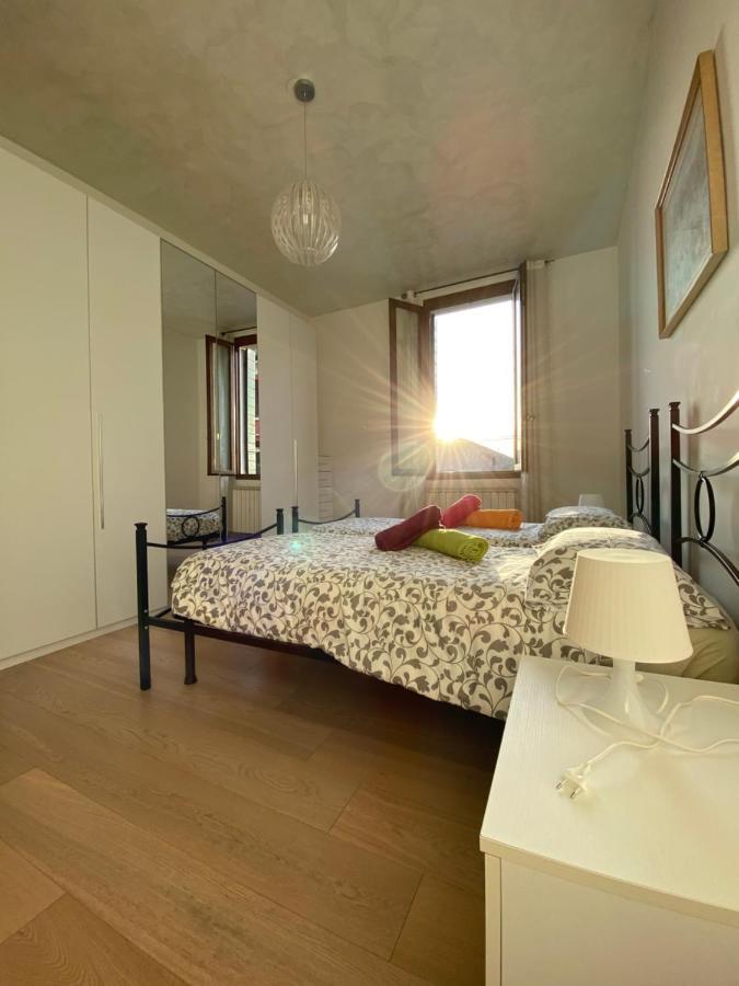 Ca' Santa Marta Apartment Venedig Exteriör bild